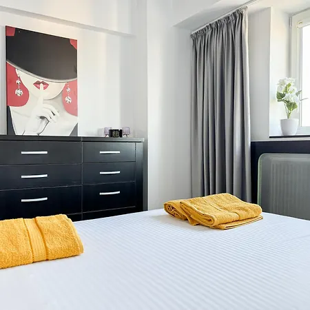 Chic & Modern In Center Bucharest